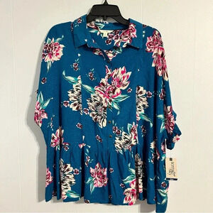 Women’s 0x Terra&sky. short sleeve floral tropical baby doll style button up top